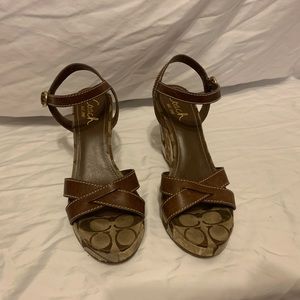 Coach Alina sandals size 8.5